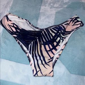 Victoria’s Secret pink scrunched bikini bottoms